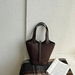 Women's Fashion Leather Handbag Buyers Bargain Club